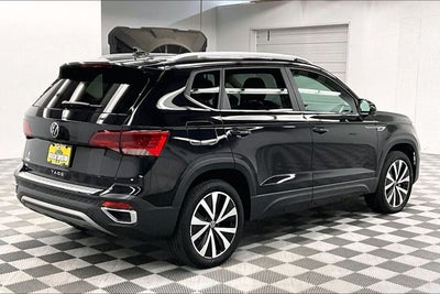 2023 Volkswagen Taos 1.5T SE Pano Roof - Adaptive Cruise - Htd Seats