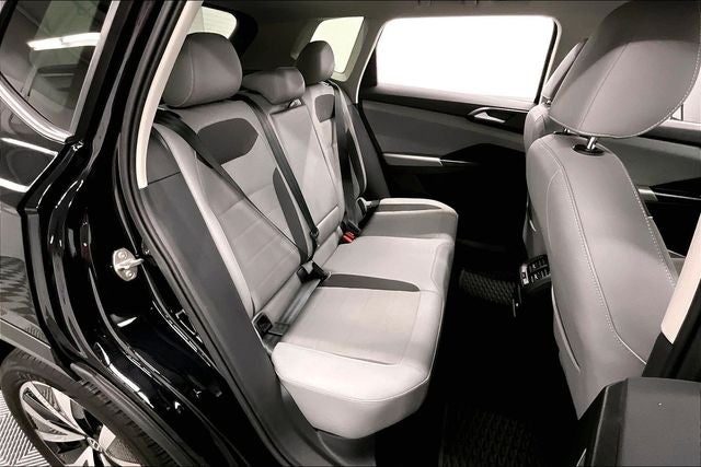 2023 Volkswagen Taos 1.5T SE Pano Roof - Adaptive Cruise - Htd Seats