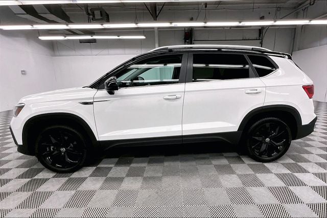 2023 Volkswagen Taos 1.5T SE Pano Roof - Adaptive Cruise - Htd Seats