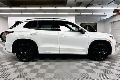 2025 Volkswagen Tiguan 2.0T SE R-Line Black AWD-Pano Roof-Adaptive Cruise-Htd Seats