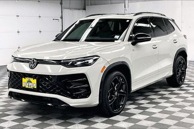 2025 Volkswagen Tiguan 2.0T SE R-Line Black