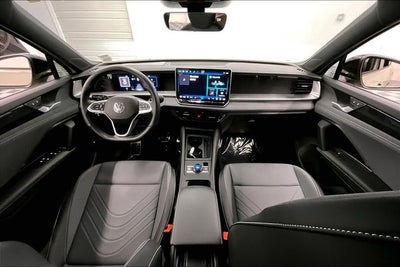 2025 Volkswagen Tiguan 2.0T SE R-Line Black