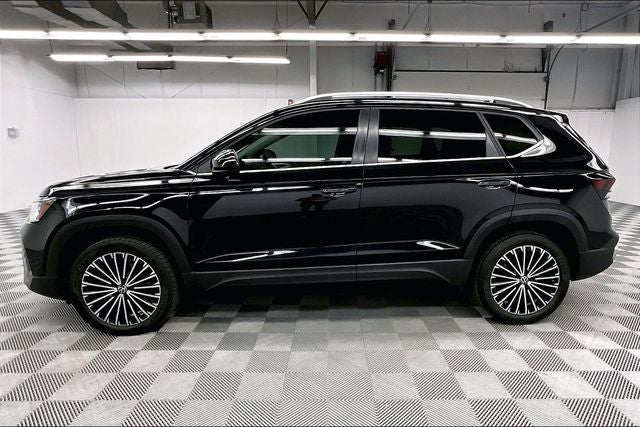 2025 Volkswagen Taos 1.5T SE Adaptive Cruise - Blind Spot Detection