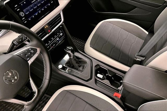 2025 Volkswagen Taos 1.5T SE Adaptive Cruise - Blind Spot Detection