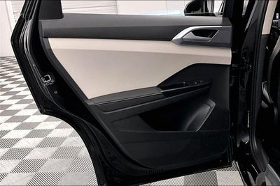 2025 Volkswagen Taos 1.5T SE Adaptive Cruise - Blind Spot Detection