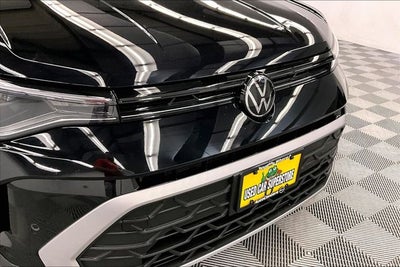 2025 Volkswagen Taos 1.5T SE Adaptive Cruise - Blind Spot Detection