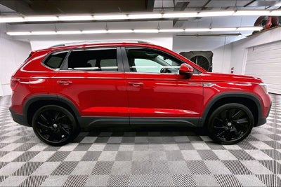 2024 Volkswagen Taos 1.5T SE AWD-Adaptive Cruise-Htd Seats-Blind Spot Monitor