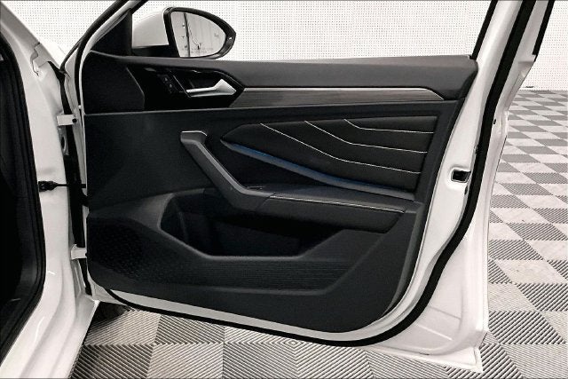 2024 Volkswagen Jetta 1.5T SEL Sunroof-Adaptive Cruise-Htd/Cooled Leather