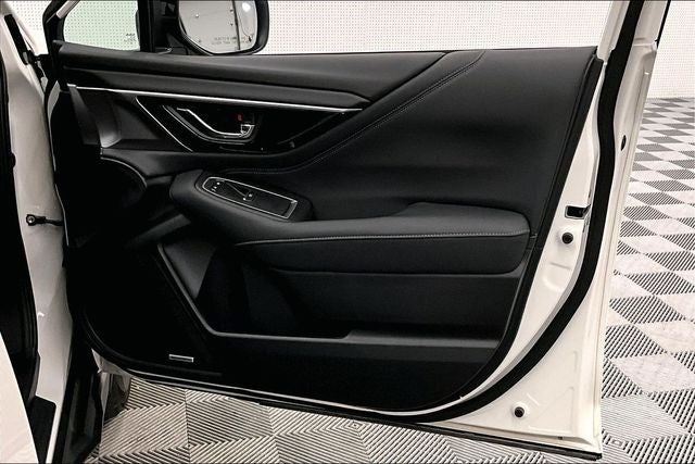 2025 Subaru Outback Touring XT AWD - Sunroof - Htd/Cooled Leather