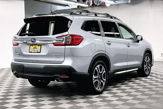2023 Subaru Ascent Limited AWD - Pano Roof - Adaptive Cruise - Htd Leather