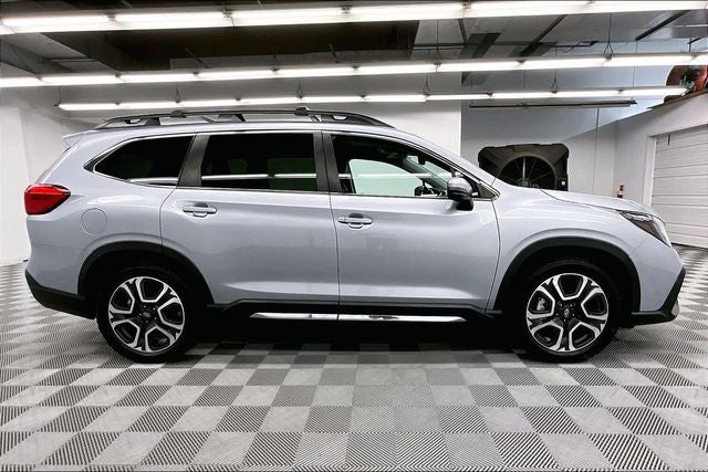 2023 Subaru Ascent Limited AWD - Pano Roof - Adaptive Cruise - Htd Leather