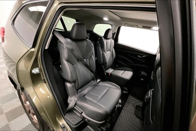 2025 Subaru Ascent Limited Bronze Edition