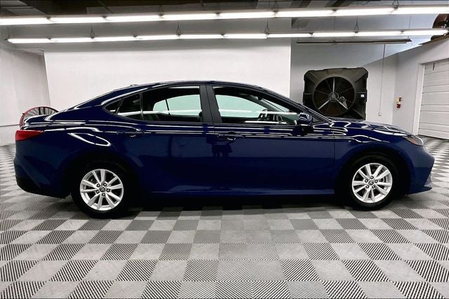 2025 Toyota Camry LE AWD - Adaptive Cruise - Blind Spot Detection