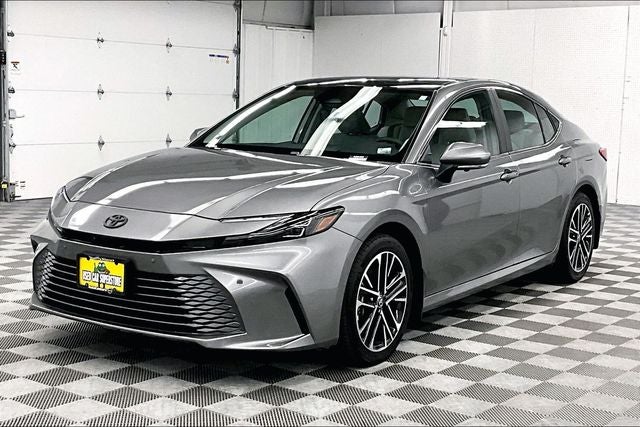 2025 Toyota Camry XLE AWD-Pano Roof-Adaptive Cruise-Htd/Cooled Leather