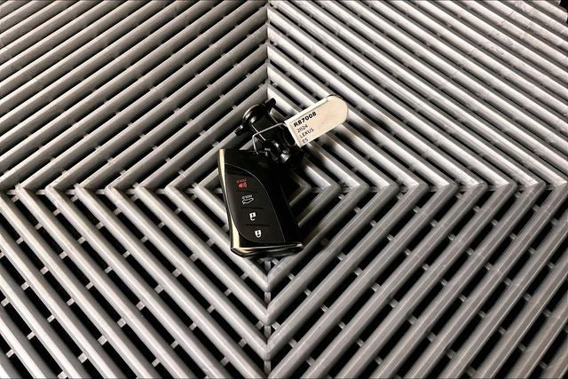 2024 Lexus ES 350 Premium Pkg - Sunroof - Htd/Cooled Seats