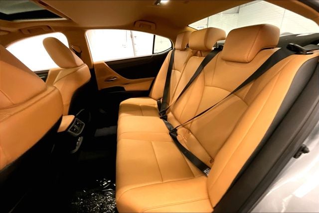 2022 Lexus ES 350