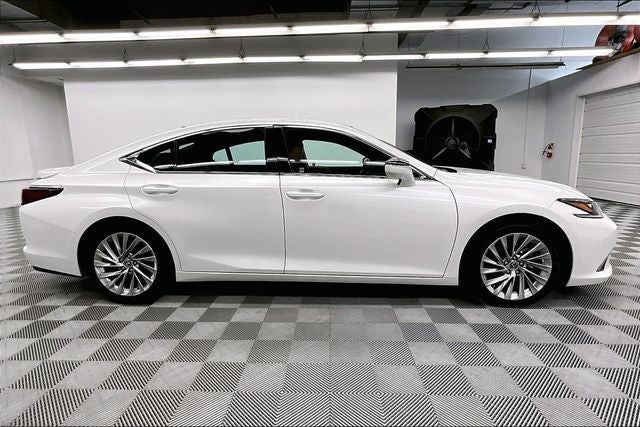 2023 Lexus ES 350 Ultra Luxury Pano Roof - Htd/Cooled Leather - Adaptive Cruise