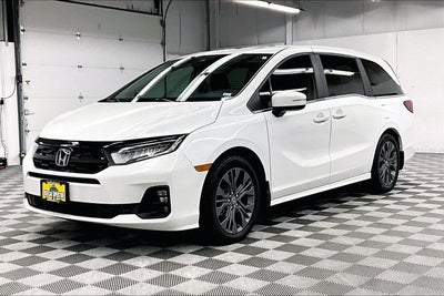 2025 Honda Odyssey Touring Sunroof-Adaptive Cruise-Htd Leather-DVD