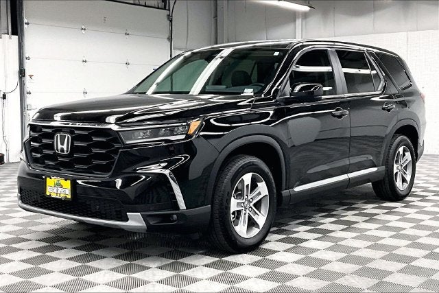 2025 Honda Pilot EX-L AWD-Heated Seats