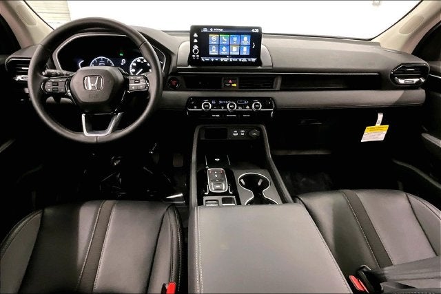 2025 Honda Pilot EX-L AWD-Heated Seats