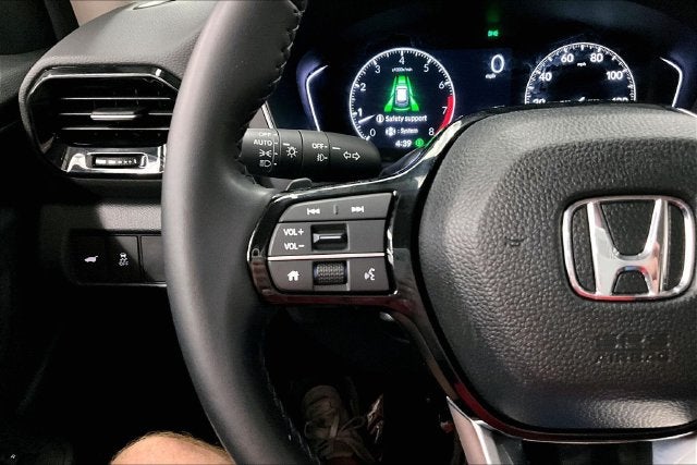 2025 Honda Pilot EX-L AWD-Heated Seats