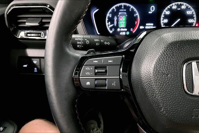 2023 Honda Pilot TrailSport AWD - Pano Roof - Adaptive Cruise - Htd Seats