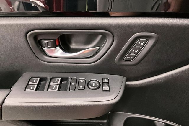 2023 Honda Pilot TrailSport AWD - Pano Roof - Adaptive Cruise - Htd Seats