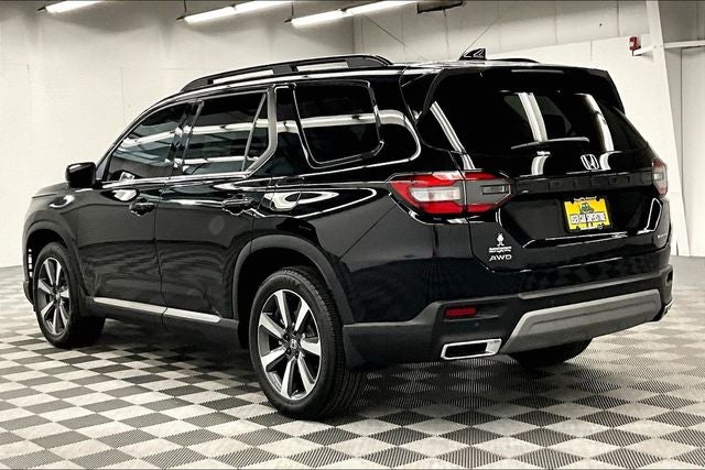 2025 Honda Pilot Touring