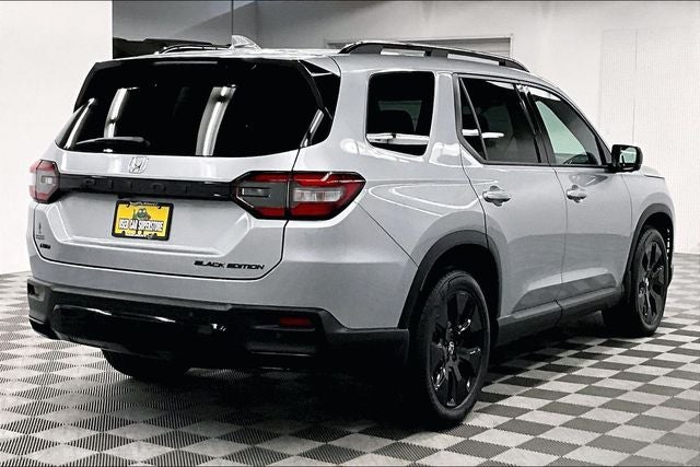 2026 Honda Pilot Black Edition AWD - Pano Roof - Htd/Cooled Leather