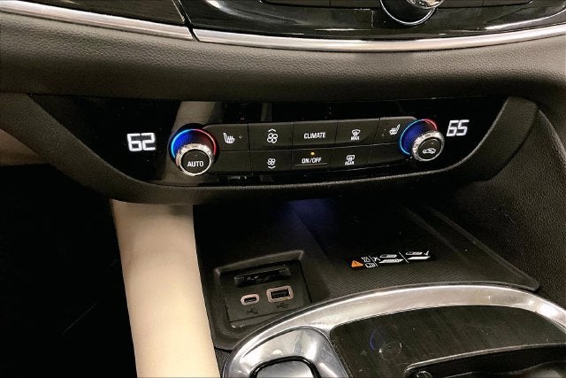 2023 Buick Enclave Essence Heated Seats-Sunroof