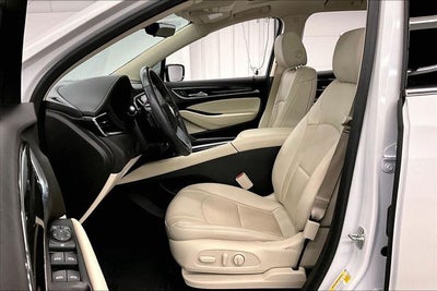 2024 Buick Enclave Essence Dual Moonroof - Adaptive Cruise - Htd Leather
