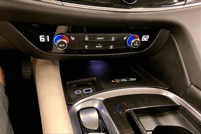 2024 Buick Enclave Essence Dual Moonroof - Adaptive Cruise - Htd Leather