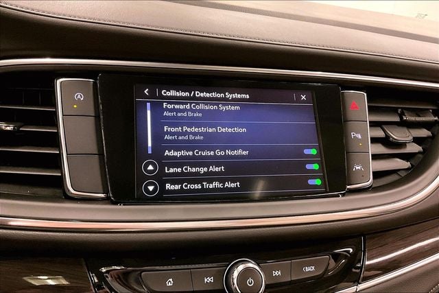 2024 Buick Enclave Essence Dual Moonroof - Adaptive Cruise - Htd Leather