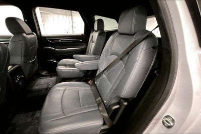 2023 Buick Enclave Essence Htd Seats-Remote Start-Blind Spot Monitor