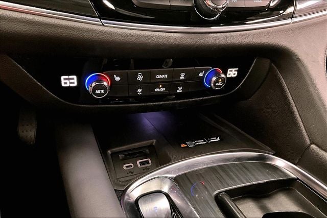 2023 Buick Enclave Essence Htd Seats-Remote Start-Blind Spot Monitor