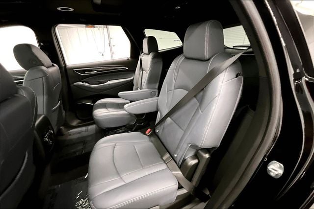 2023 Buick Enclave Essence Sunroof - Htd Leather - Blind Spot Detection