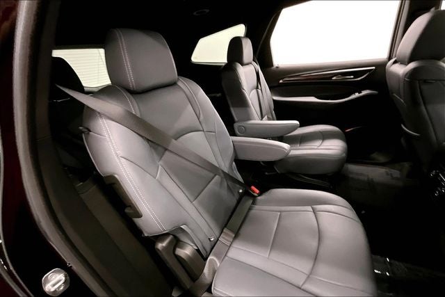 2023 Buick Enclave Essence Sunroof - Htd Leather - Blind Spot Detection
