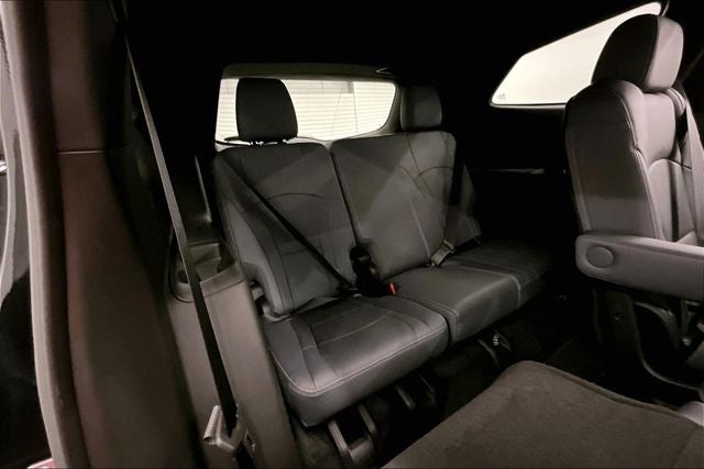 2023 Buick Enclave Essence Sunroof - Htd Leather - Blind Spot Detection