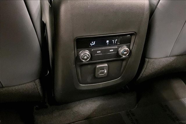 2023 Buick Enclave Essence Sunroof - Htd Leather - Blind Spot Detection