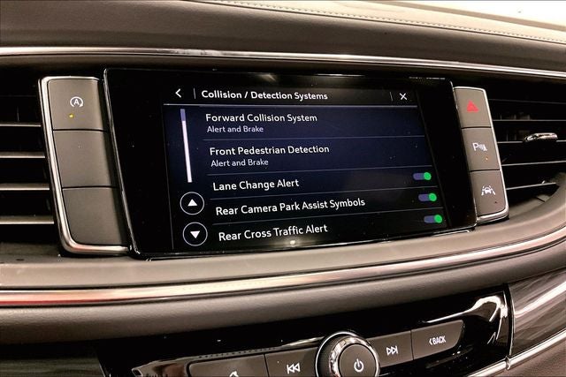 2023 Buick Enclave Essence Sunroof - Htd Leather - Blind Spot Detection