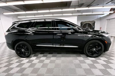 2024 Buick Enclave Essence Sport Touring