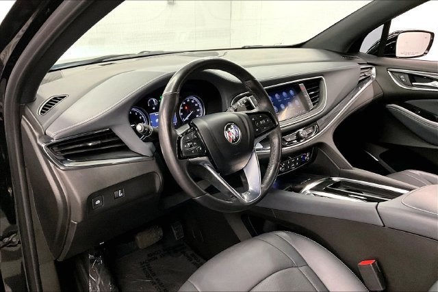 2024 Buick Enclave Essence Sport Touring