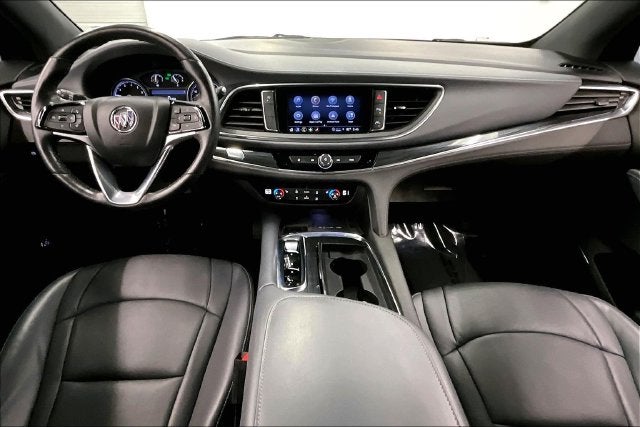 2024 Buick Enclave Essence Sport Touring