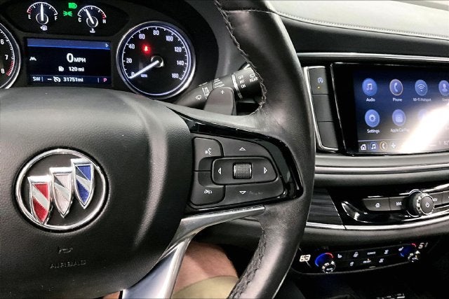 2024 Buick Enclave Essence Sport Touring