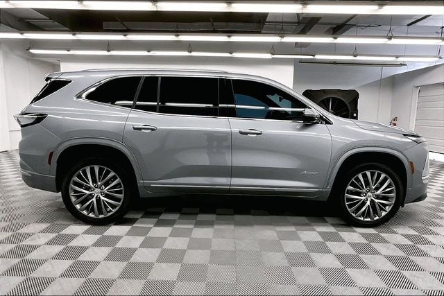 2025 Buick Enclave Avenir Pano Roof - Htd/Cooled Massaging Leather - 22'' Wh