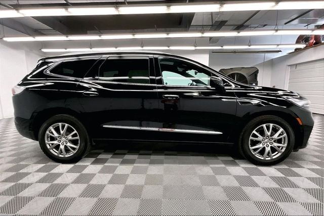 2023 Buick Enclave Essence AWD-Dual Moonroof-Htd Leather-20'' Wheels