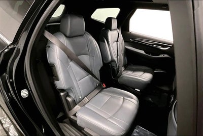 2024 Buick Enclave Essence AWD-Dual Moonroof-Adaptive Cruise-20'' Wheels