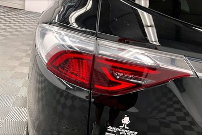 2024 Buick Enclave Essence AWD-Dual Moonroof-Adaptive Cruise-20'' Wheels