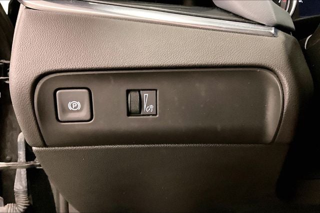 2024 Buick Enclave Essence AWD-Dual Moonroof-Adaptive Cruise-20'' Wheels