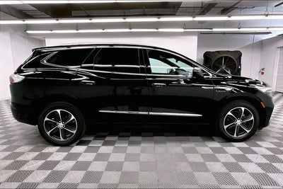 2022 Buick Enclave Essence